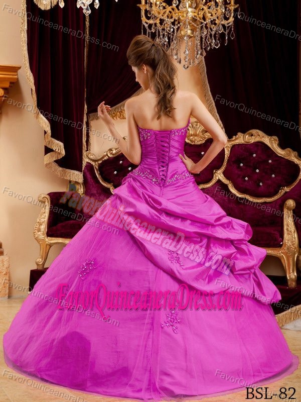 Most Popular Fuchsia Appliqued Quinceanera Gown Dress in Taffeta