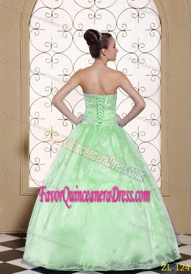 Cheap Light Green Sweetheart Floor-length Organza Dress for Quince with Beading