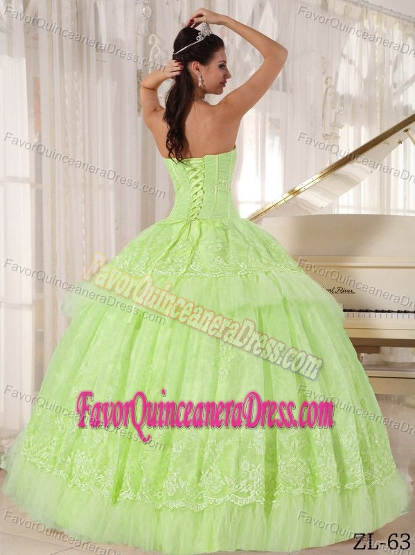 2013 Beautiful Sweetheart Light Green Organza Quinceanera Dress with Appliques