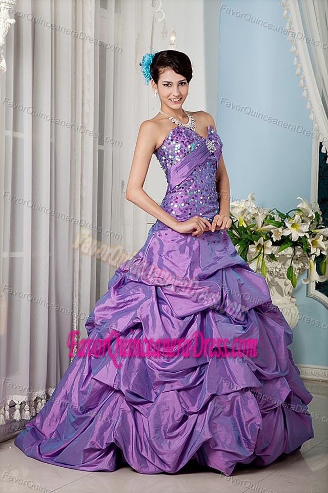 Latest Sweetheart Purple Taffeta Quince Dress with Sequins and Pick-ups