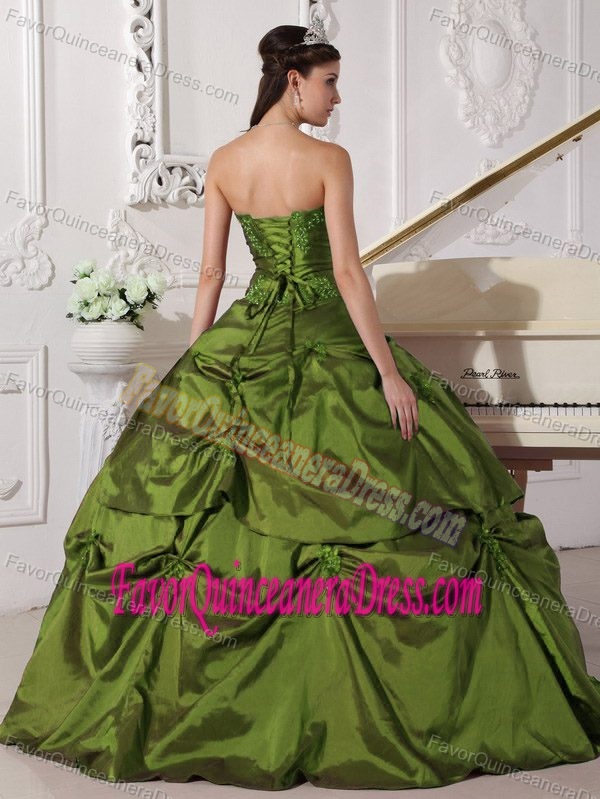 Shimmering Olive Green Sweetheart Taffeta Quince Dresses with Pick-ups