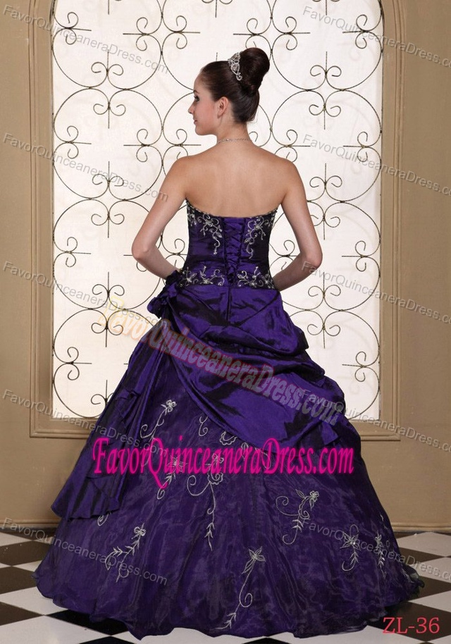 New Purple Taffeta and Organza Quince Dress with Embroidery and Flower