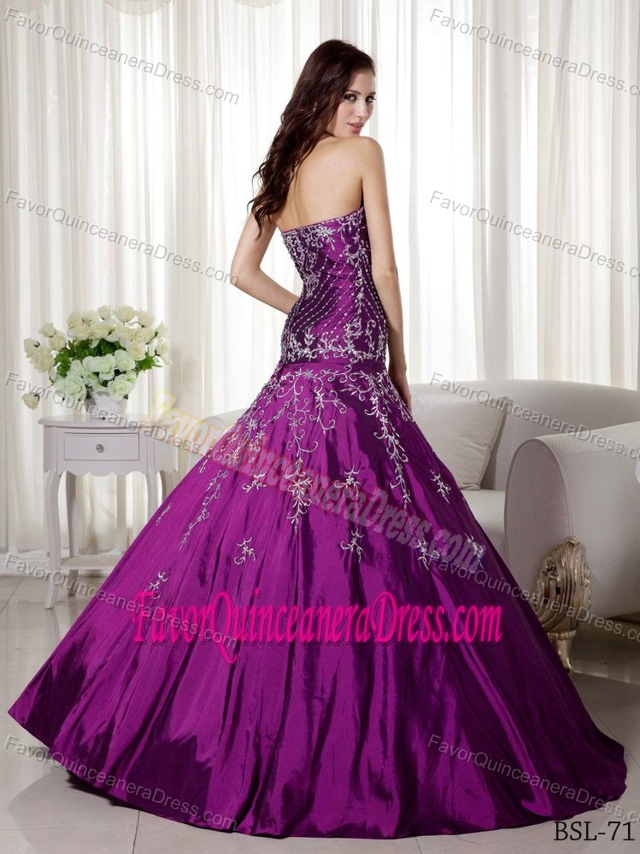 Latest Sweetheart Fuchsia Full-length Quinceanera Gowns with Embroidery