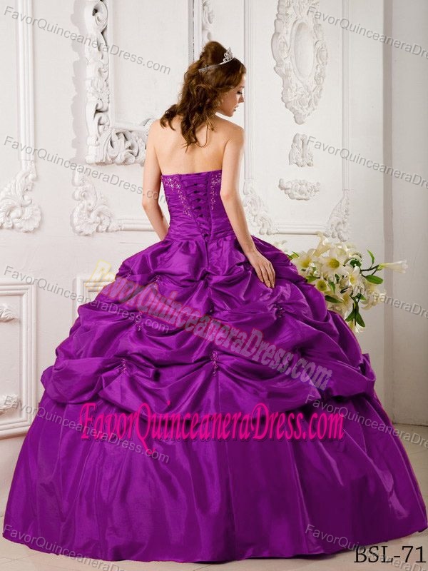 Hot Sale Sweetheart Fuchsia Quinceanera Dresses with Pick-ups in Taffeta