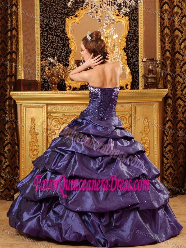 Ball Gown Sweetheart Floor-length Taffeta Appliques Quinces Dresses in Purple