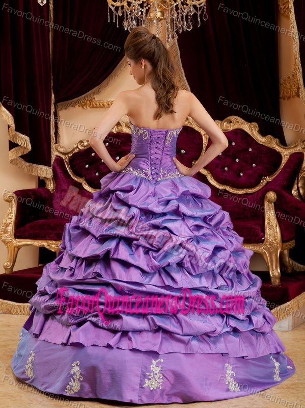 Purple Ball Gown Sweetheart Appliqued Quinceanera Gown Dresses in Taffeta