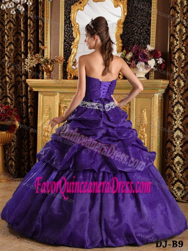 Strapless Taffeta Purple Ball Gown for 2013 Quinceanera Gowns with Pick-ups