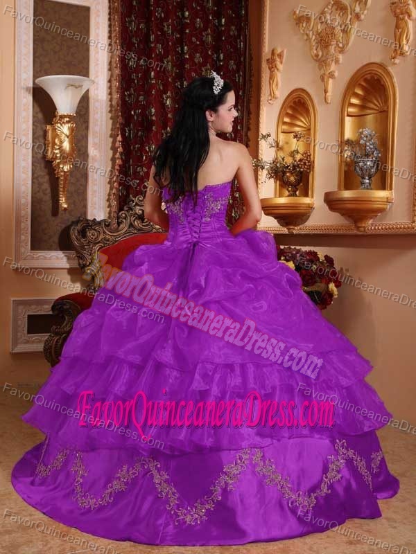 Purple Ball Gown Strapless Floor-length Beaded Quince Dresses in Organza