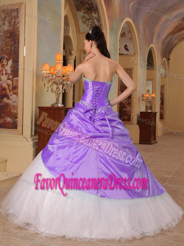 Lavender and White Sweetheart Dress for Quince in Tulle and Taffeta