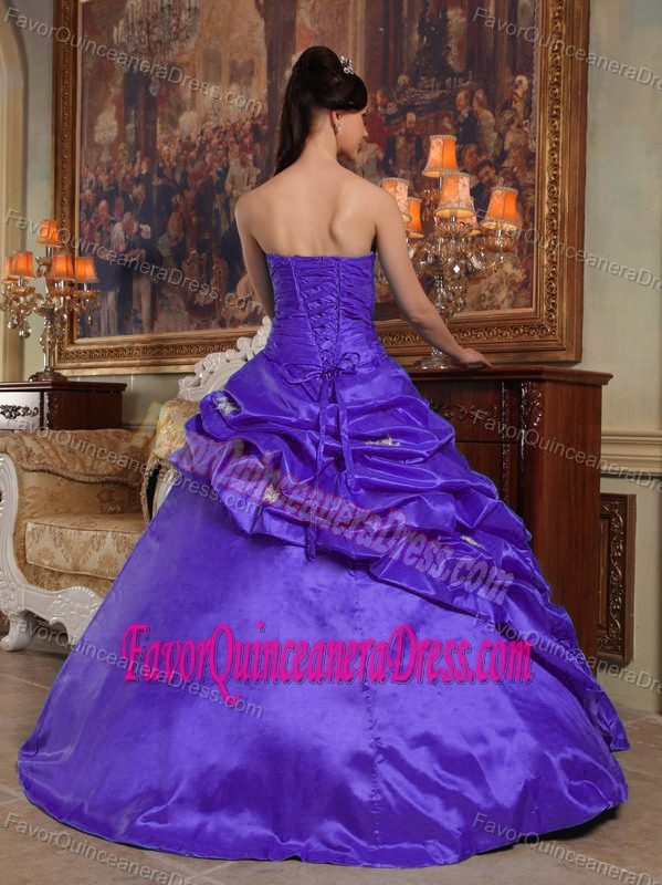 Purple Sweetheart Floor-length Taffeta Quince Dresses with Pick-ups