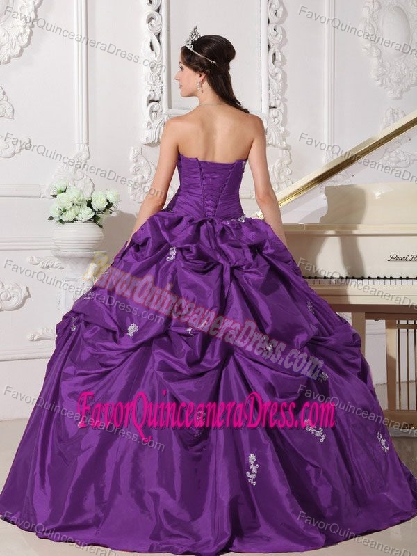 Sweetheart Floor-length Purple Taffeta Quince Dress with Pick-ups