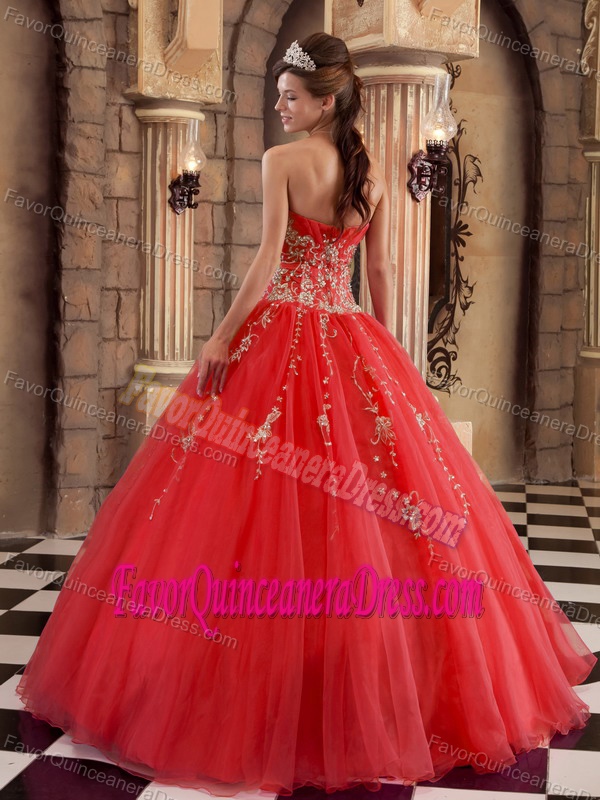 Dazzling Ball Gown Floor-length Organza Quinces Dresses with Beading in Red