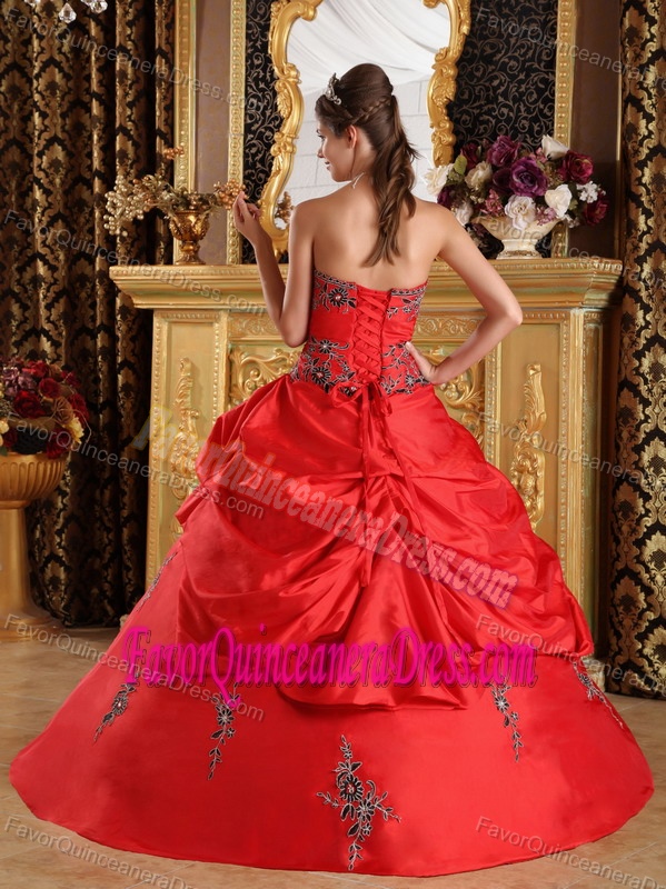 Newest Red Strapless Floor-length Taffeta Embroidery Dresses for Quinceanera