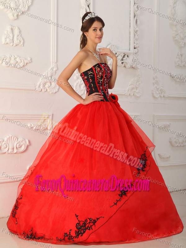 Latest Red Ball Gown Strapless Satin and Organza Quinceanera Gown Dresses